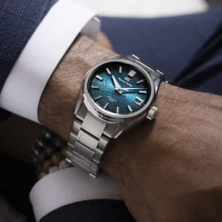 Grand Seiko Evolution 9 Collection Spring Drive 5 Days SLGA025 New
